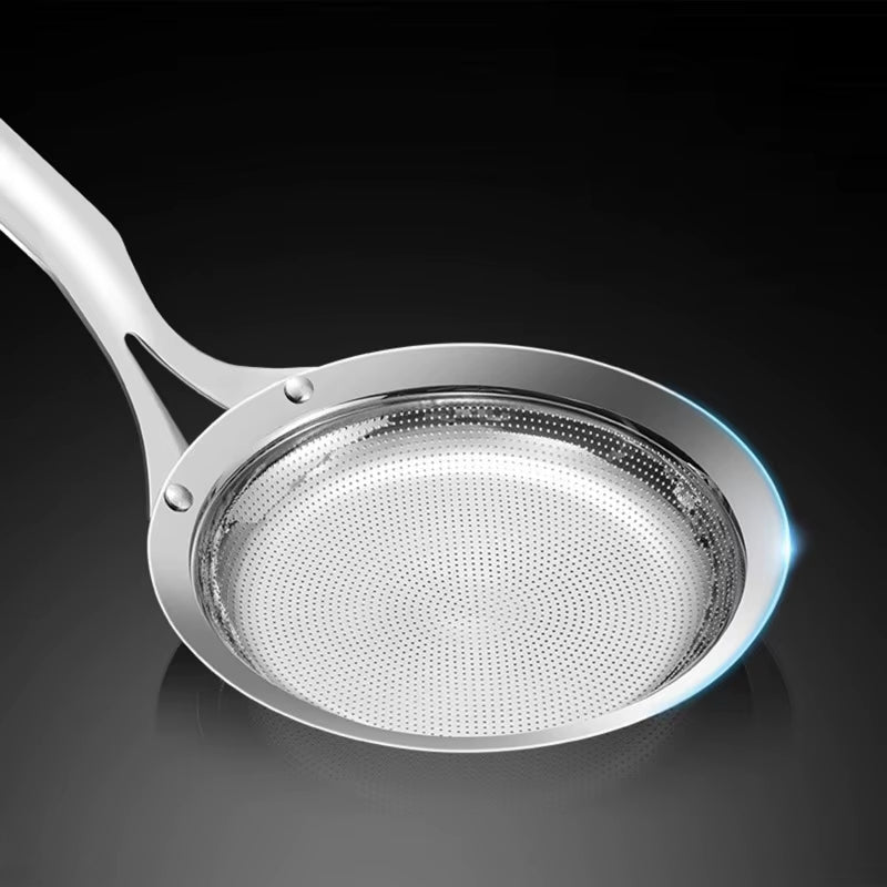 SleekSkim™ Stainless Steel Mesh Strainer – Oil & Residue Filter Colander for Soup, Frying, and Kitchen Prep